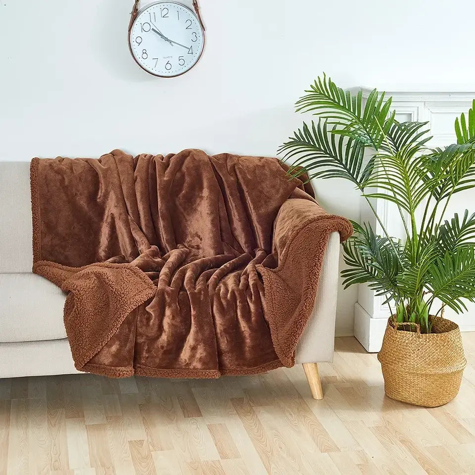 DIE LIEBES DECKE - Wasserdichte Luxusdecke 100 x 145cm